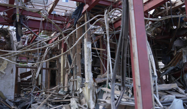 <strong>松浦俊夫｜from TOKYO MOON 7月3日 ON AIR</strong>　宮城県・女川漁港。海抜25メートルの高台にも津波は押し寄せたそうだ。