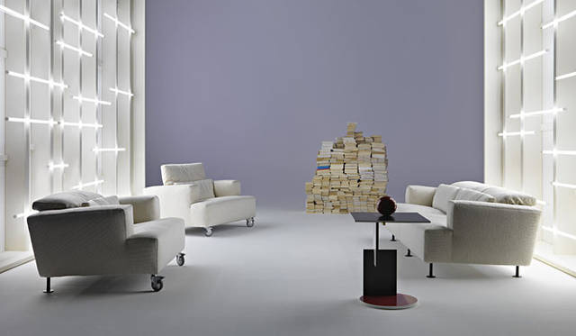 <strong>Cassina ixc.｜カッシーナ・イクスシー</strong>　「カッシーナ」新作 軽量ソファ「AIRE」