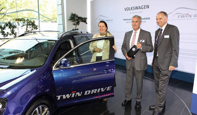 <strong>Volkswagen Golf Variant Twindrive｜フォルクスワーゲン ゴルフ　ヴァリアント ツインドライブ</strong>