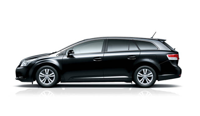 <strong>トヨタ アベンシス｜TOYOTA AVENSIS</strong>