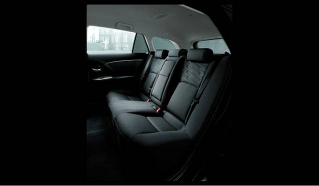 <strong>トヨタ アベンシス｜TOYOTA AVENSIS</strong>