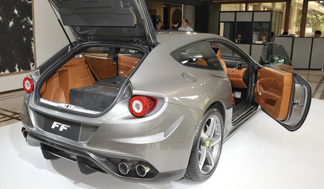 <strong>Ferrari Four（FF）｜フェラーリ フォー（FF）</strong>