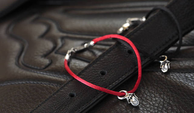 <strong>CHROME HEARTS｜クロムハーツ</strong>　クロムハーツ×ローリングストーンズ ブレスレット各5万2500円