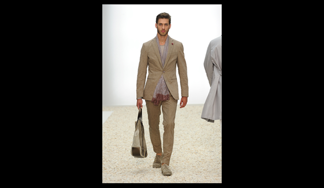 <strong>Ermenegildo Zegna｜エルメネジルド  ゼニア</strong>　