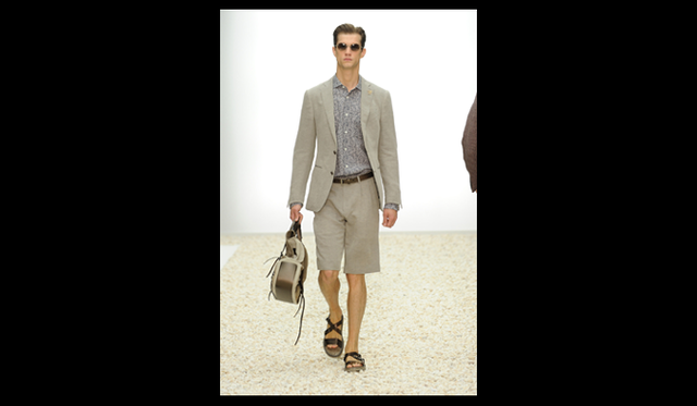 <strong>Ermenegildo Zegna｜エルメネジルド  ゼニア</strong>　