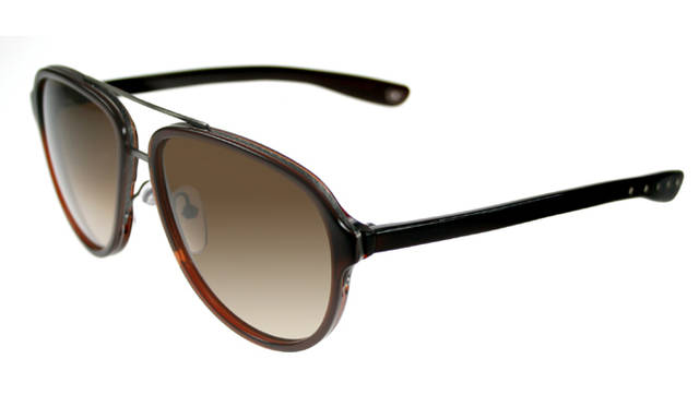 <strong>BOTTEGA VENETA｜ボッテガ・ヴェネタ</strong>　6万3000円