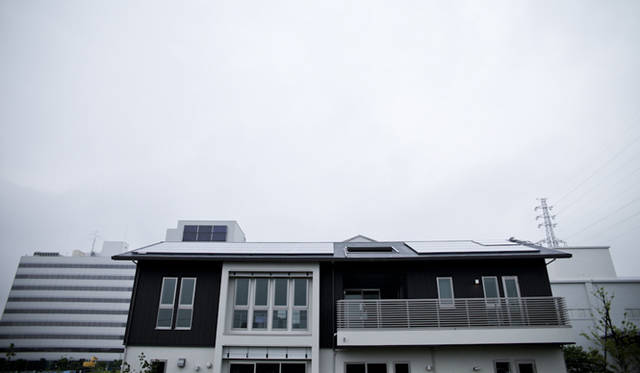 <strong>三菱電機編｜スマートハウスの普及に向けて</strong>　三菱電機が建てた、神奈川県大船市の「大船スマートハウス」。