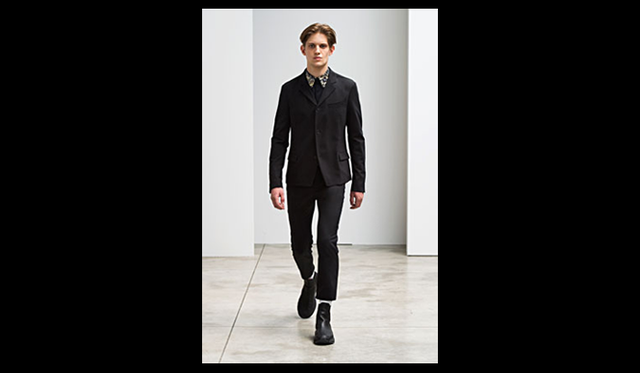 <strong>PRINGLE OF SCOTLAND｜プリングル オブ スコットランド</strong>　