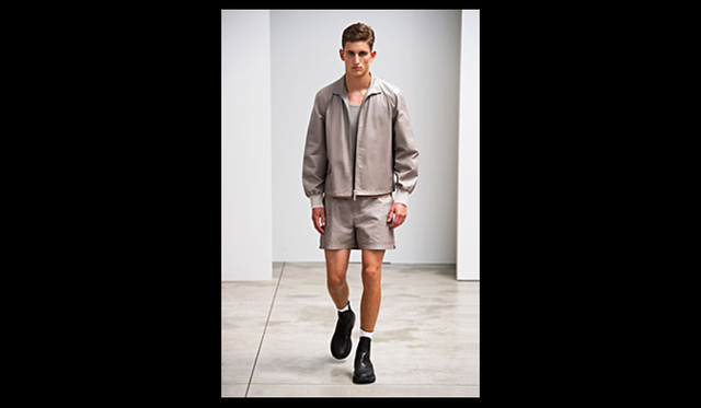 <strong>PRINGLE OF SCOTLAND｜プリングル オブ スコットランド</strong>　