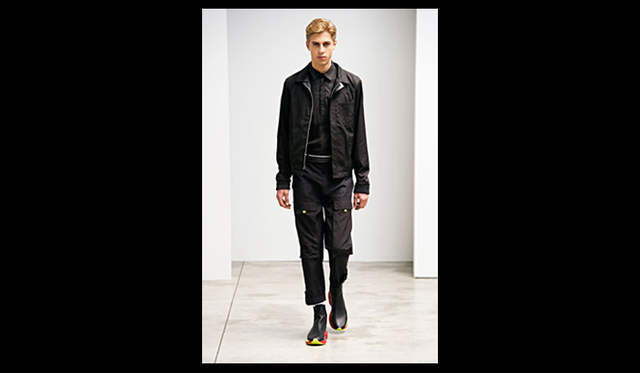 <strong>PRINGLE OF SCOTLAND｜プリングル オブ スコットランド</strong>　