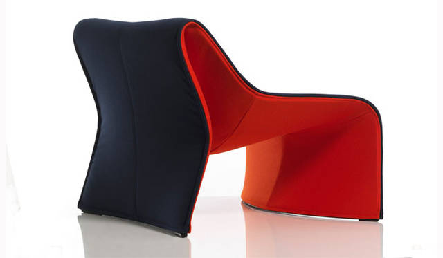 <strong>Cassina ixc.｜カッシーナ・イクスシー</strong>　「カッシーナ」新作 アームチェア「CLOTH」