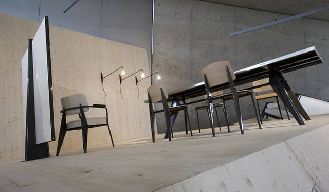 <strong>G-STAR RAW｜ジースター ロゥ</strong>　G-STAR RAW×Vitra社「Prouve RAWコレクション」