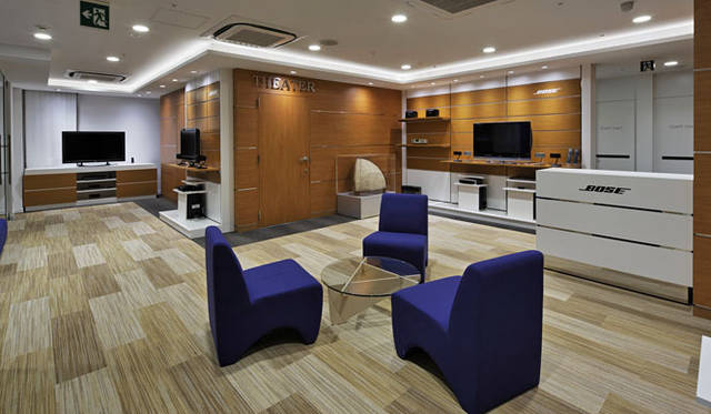 <strong>BOSE｜ボーズ</strong>　『ボーズ・プレミアムストア心斎橋』2階