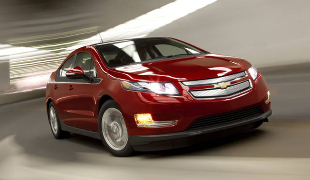 <strong>論客がポスト3.11のクルマ界を語る─後編</strong>　シボレー ボルト。基本的にモーターで駆動し、内燃機関はモーターの補佐的な役目を果たすいわゆるレンジ・エクステンダーといわれるプラグインハイブリッド車。