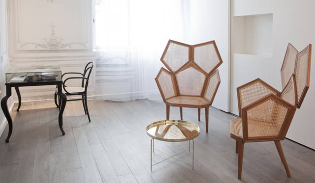 <strong>Maison Martin Margiela｜メゾン マルタン マルジェラ</strong> ‘ラ メゾン シャンゼリゼ’　La Maison Champs Elysées　　8 rue Jean Goujon 75008 Paris  Tel. +33 (0) 1 40 74 64 65　　http://www.lamaisonchampselysees.com/