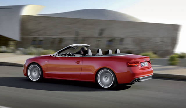 <strong>Audi S5｜アウディ S5</strong>　カブリオレ