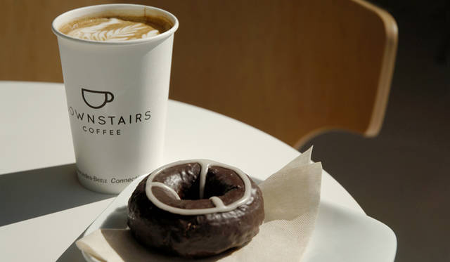 <strong>Mercedes-Benz｜メルセデス・ベンツ 「メルセデス・ベンツ コネクション」オープン</strong>