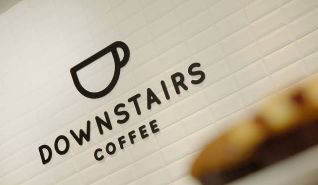 <strong>Mercedes-Benz｜メルセデス・ベンツ 「メルセデス・ベンツ コネクション」オープン</strong>