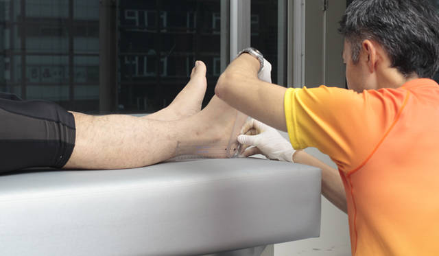 <strong>松浦俊夫｜from TOKYO MOON 7月17日 ON AIR</strong>　下肢アライメント：筋肉はほぼ全域にわたり“非常に硬い”、もしくは“硬い”という結果に……。