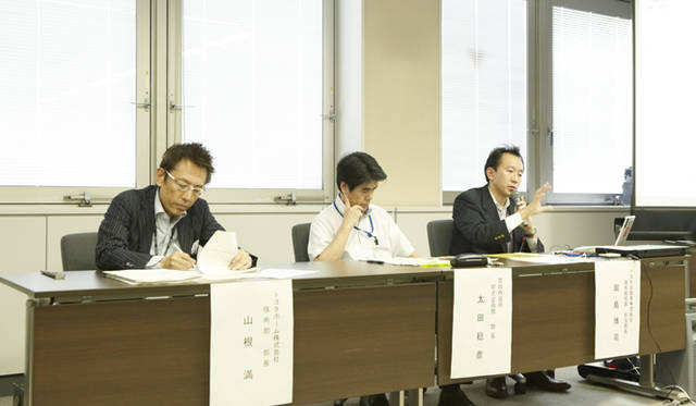 <strong>トヨタ自動車編｜EVと住宅の関係を深化させる実証実験</strong>　豊田市役所にて記者会見がおこなわれた。