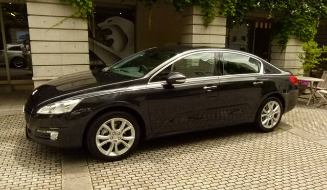 <strong>Peugeot 508｜プジョー 508</strong>　セダン