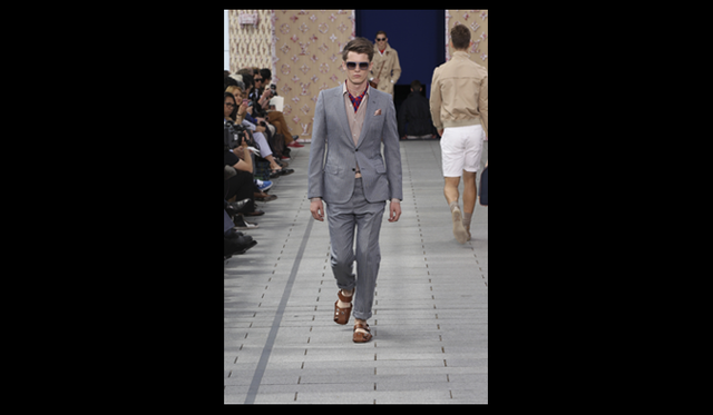 <strong>LOUIS VUITTON｜ルイ・ヴィトン</strong>　