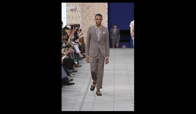 <strong>LOUIS VUITTON｜ルイ・ヴィトン</strong>　