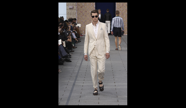 <strong>LOUIS VUITTON｜ルイ・ヴィトン</strong>　