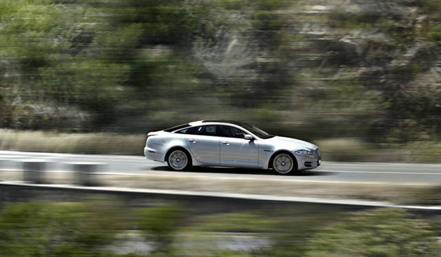 <strong>Jaguar XJ｜ジャガー XJ</strong>