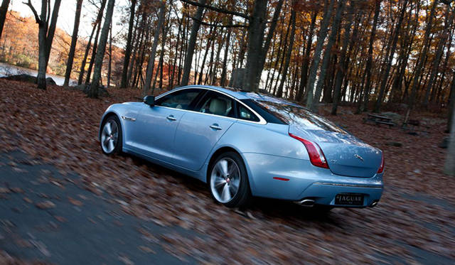 <strong>Jaguar XJ｜ジャガー XJ</strong>