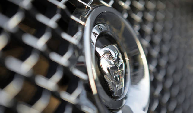 <strong>Jaguar XJ｜ジャガー XJ</strong>