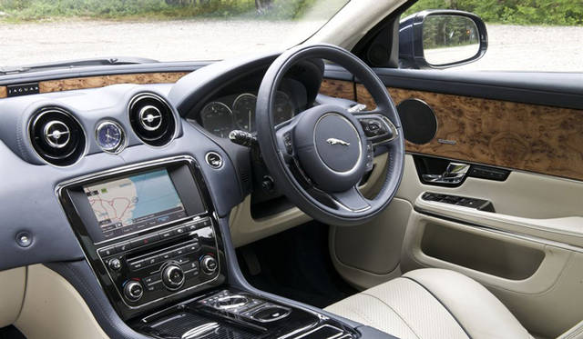 <strong>Jaguar XJ｜ジャガー XJ</strong>