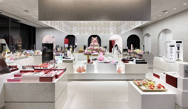 <strong>資生堂｜SHISEIDO </strong>　『SHISEIDO THE GINZA』　1階「BEAUTY MARCHE」