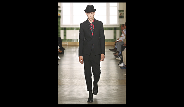 <strong>KRIS VAN ASSCHE｜クリス ヴァン アッシュ</strong>　