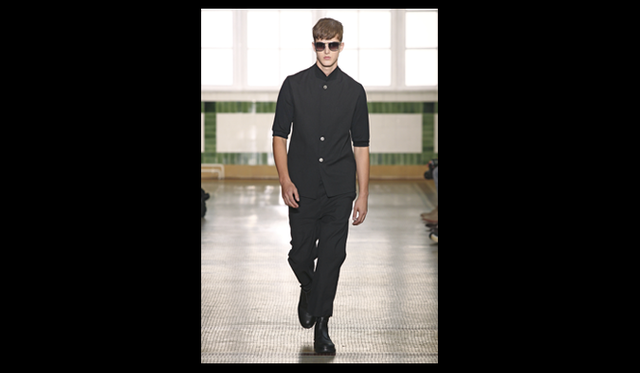 <strong>KRIS VAN ASSCHE｜クリス ヴァン アッシュ</strong>　