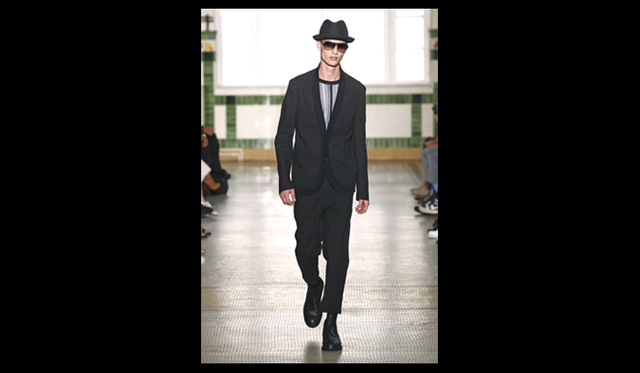 <strong>KRIS VAN ASSCHE｜クリス ヴァン アッシュ</strong>　