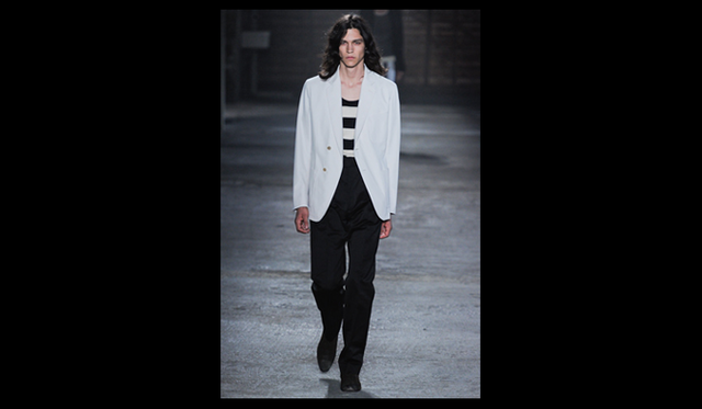 <strong>ALEXANDER McQUEEN｜アレキサンダー・マックイーン</strong>　