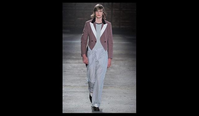 <strong>ALEXANDER McQUEEN｜アレキサンダー・マックイーン</strong>　