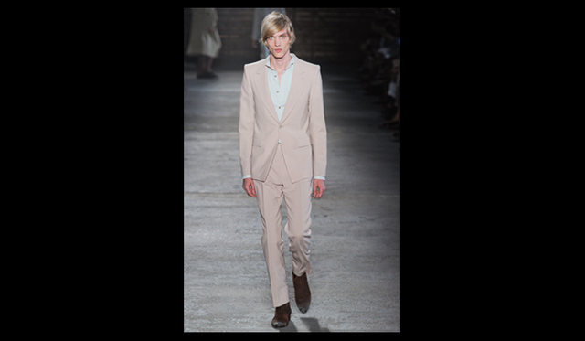 <strong>ALEXANDER McQUEEN｜アレキサンダー・マックイーン</strong>　