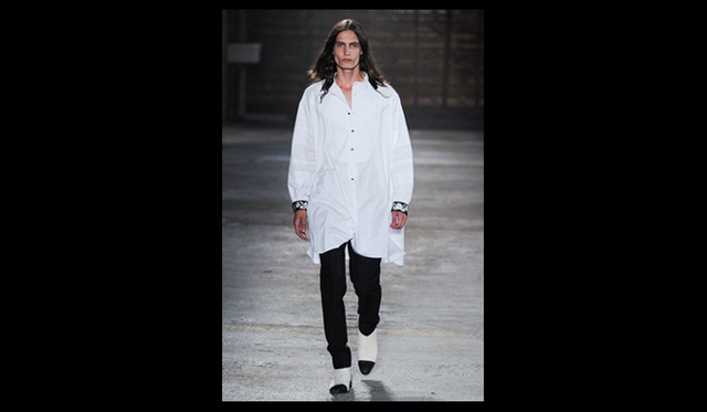 <strong>ALEXANDER McQUEEN｜アレキサンダー・マックイーン</strong>　