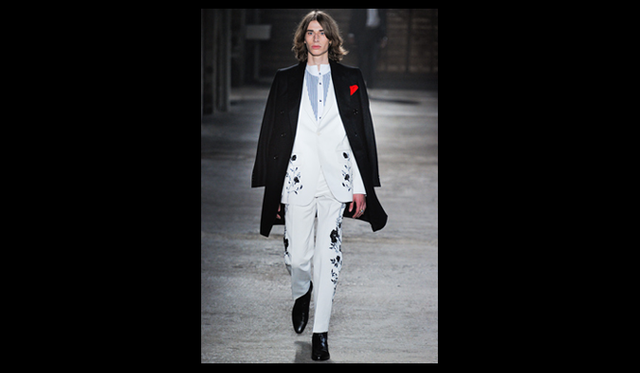 <strong>ALEXANDER McQUEEN｜アレキサンダー・マックイーン</strong>　