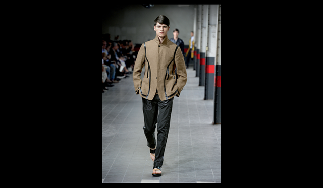 <strong>DRIES VAN NOTEN｜ドリス ヴァン ノッテン</strong>　