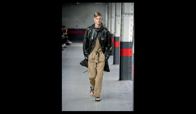 <strong>DRIES VAN NOTEN｜ドリス ヴァン ノッテン</strong>　