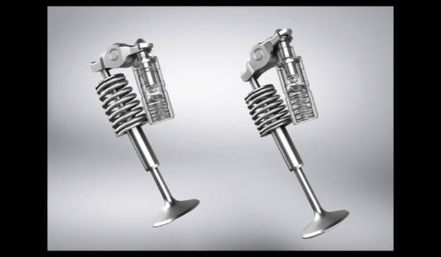 <strong>Mercedes-Benz｜メルセデス・ベンツ SLK 55 AMGにあたらしく採用される5.5リッターV8エンジン</strong>