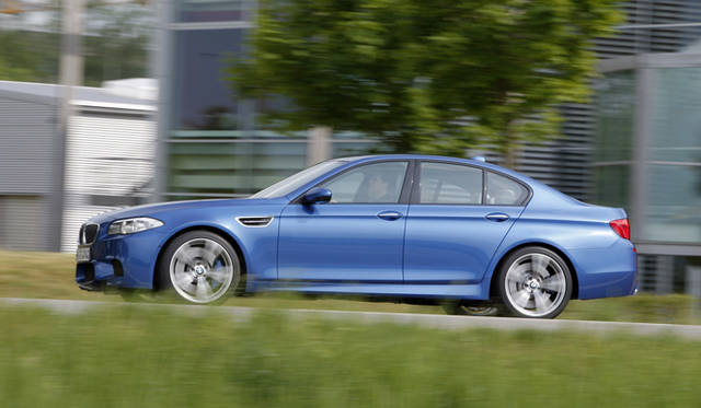 <strong>BMW M5｜ビー・エム・ダブリュー M5</strong>