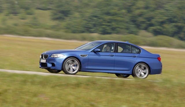 <strong>BMW M5｜ビー・エム・ダブリュー M5</strong>