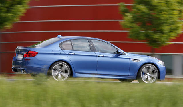 <strong>BMW M5｜ビー・エム・ダブリュー M5</strong>