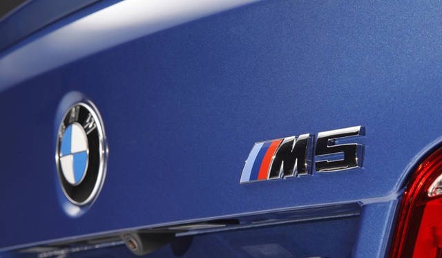 <strong>BMW M5｜ビー・エム・ダブリュー M5</strong>