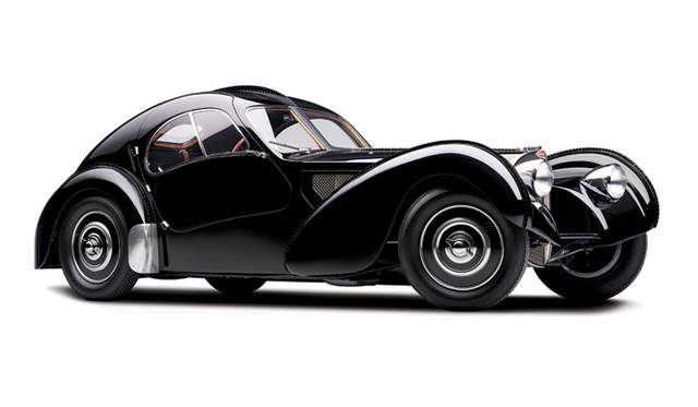 <strong>RALPH LAUREN｜ラルフ ローレン 「The Art of the Automobile」</strong>　Bugatti 57 SC Atlantic Coupé｜ブガッティ 57 SC アトランティック クーペ（1938）　©Michael Furman