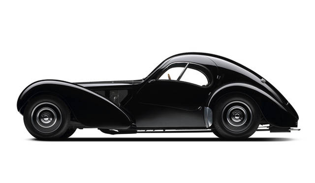 <strong>RALPH LAUREN｜ラルフ ローレン 「The Art of the Automobile」</strong>　Bugatti 57 SC Atlantic Coupé｜ブガッティ 57 SC アトランティック クーペ（1938）　©Michael Furman